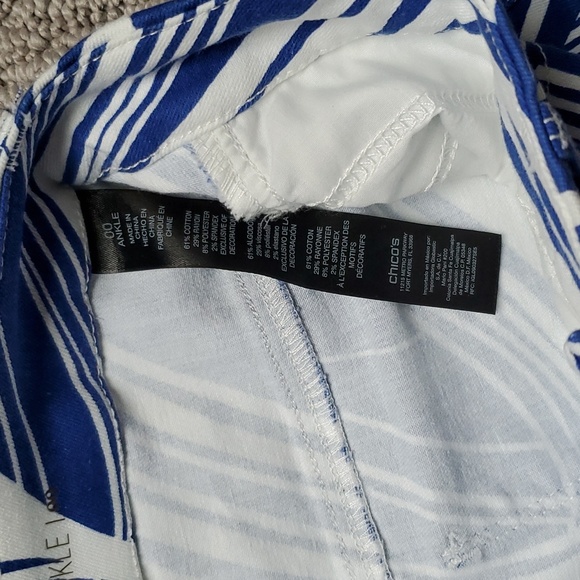 Chicos size 00 royal blue and white print pants. - Picture 3 of 5